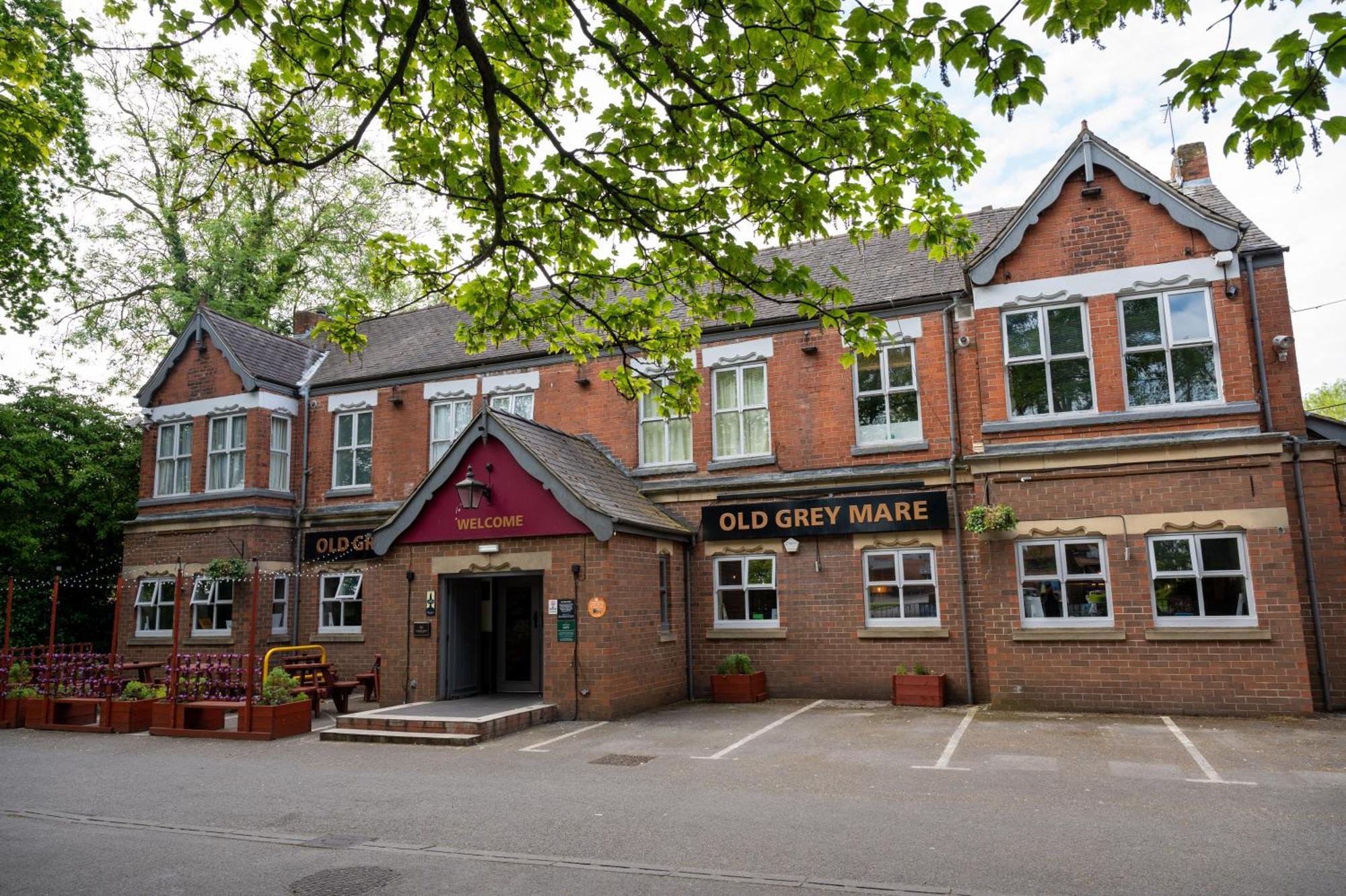 Old Grey Mare By Greene King Hotel Kingston upon Hull